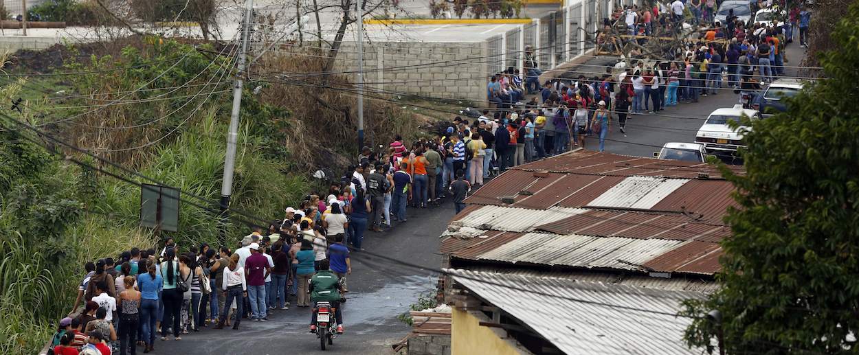 regular people with shaortages in venezuela